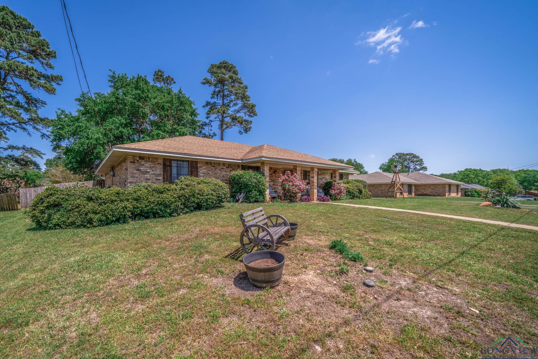 Property Photo: 4407 Fitzgerald TX 75672