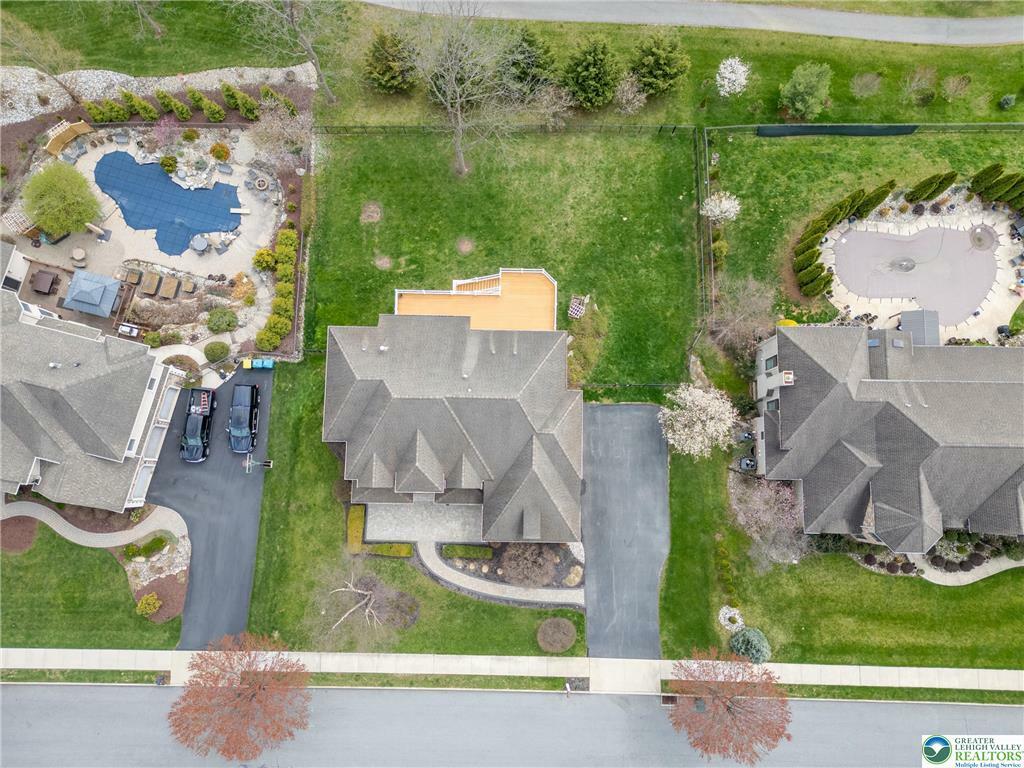Property Photo: 8 Creek View Court PA 18045