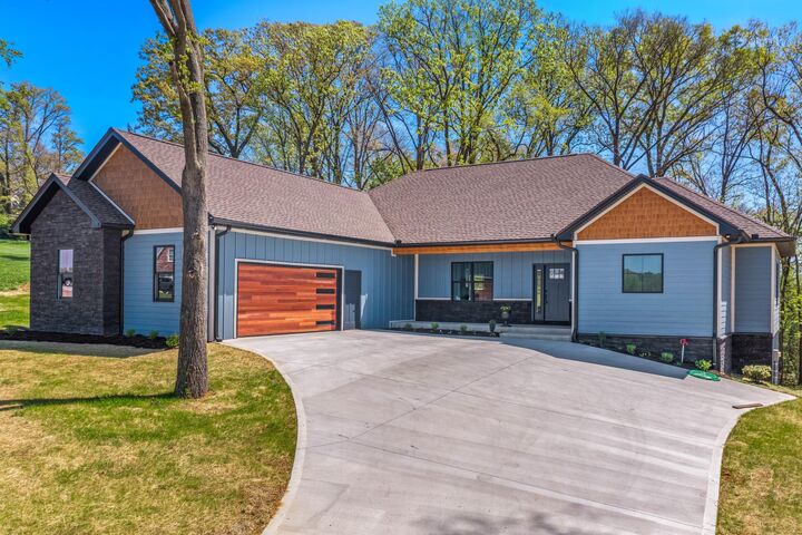 Property Photo: 322 Fairway Drive TN 37725
