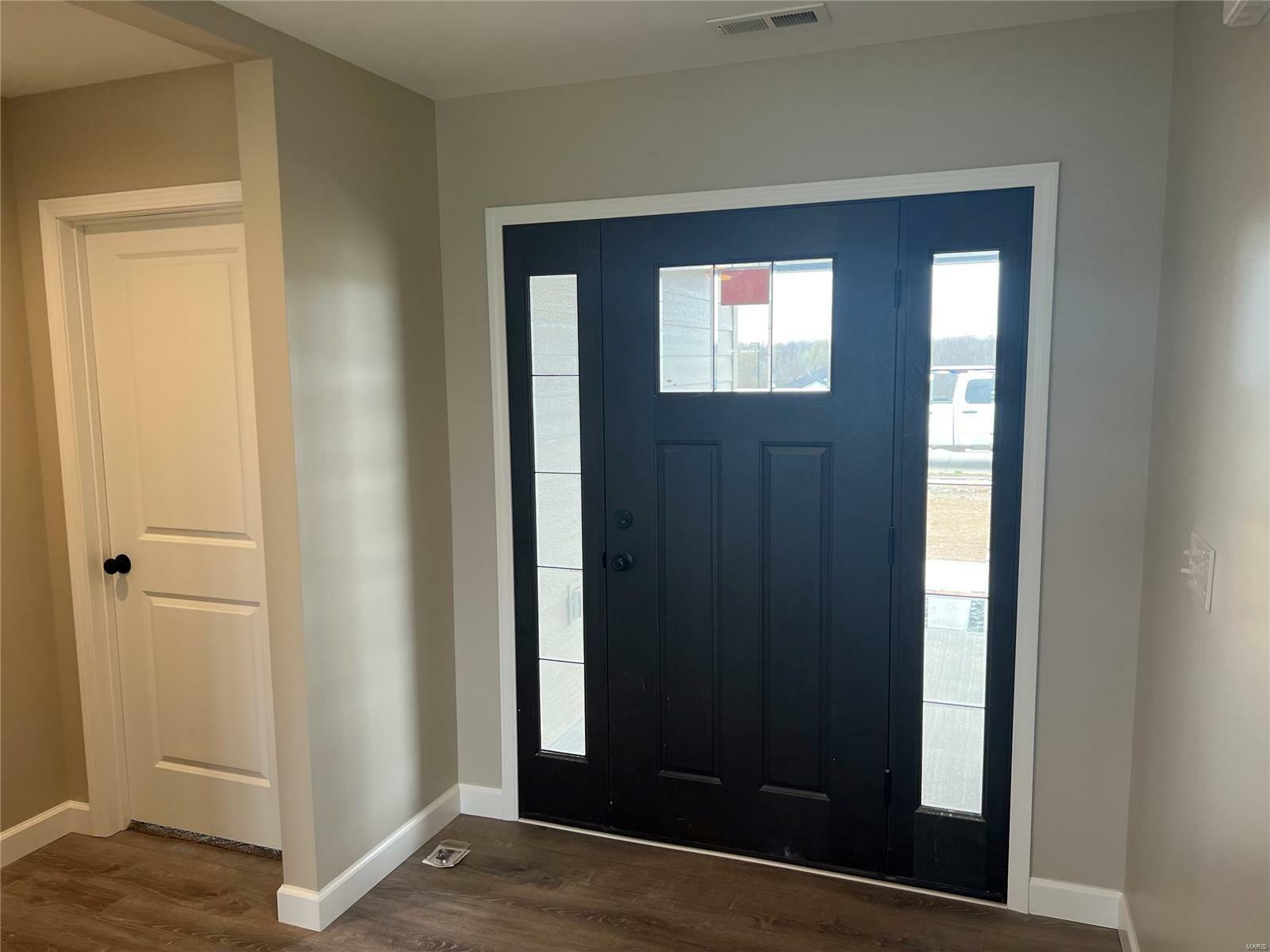 Property Photo: 201 E Larkspur Court MO 63401
