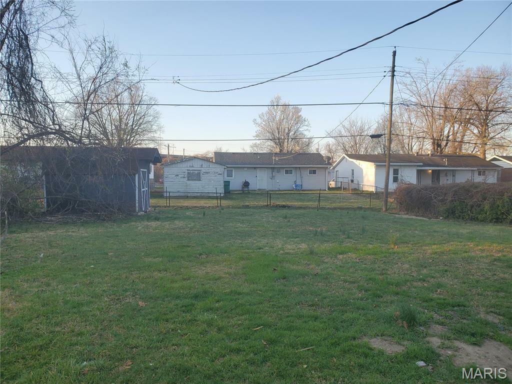 Property Photo: 20 Leonard Drive IL 62206