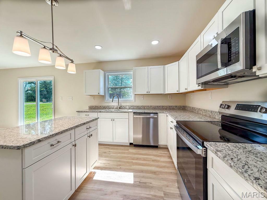 Property Photo: 201 Ariel Court MO 63601