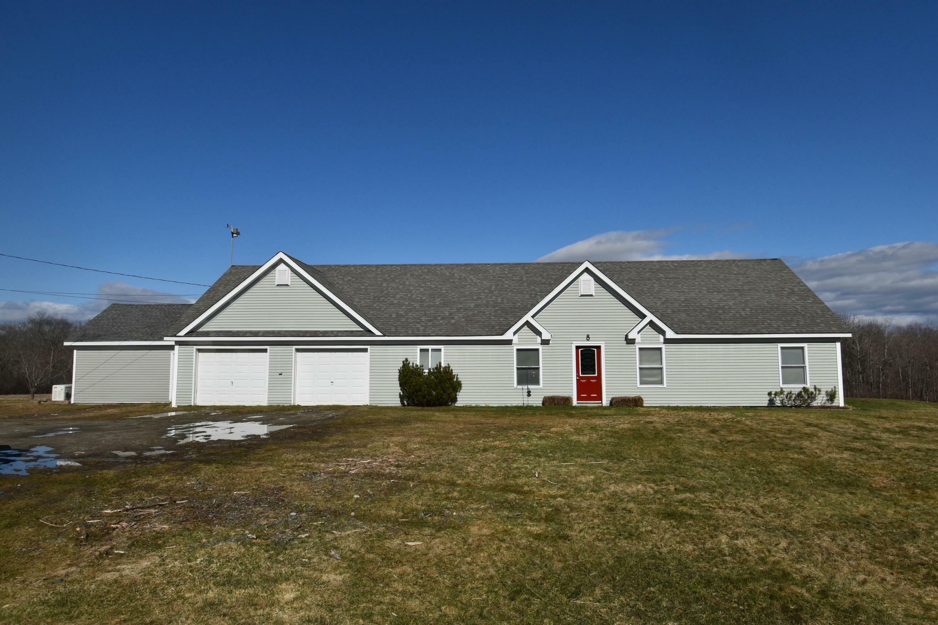 Property Photo: 8 Bean Lane ME 04929