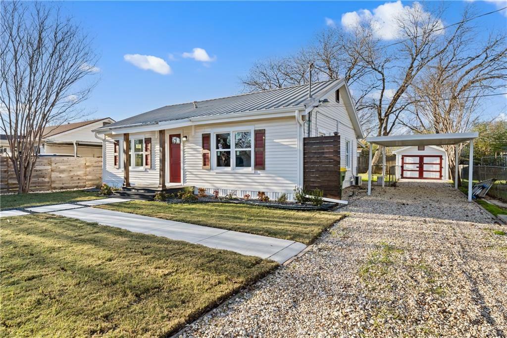Property Photo: 3634 Redbird Street TX 76705