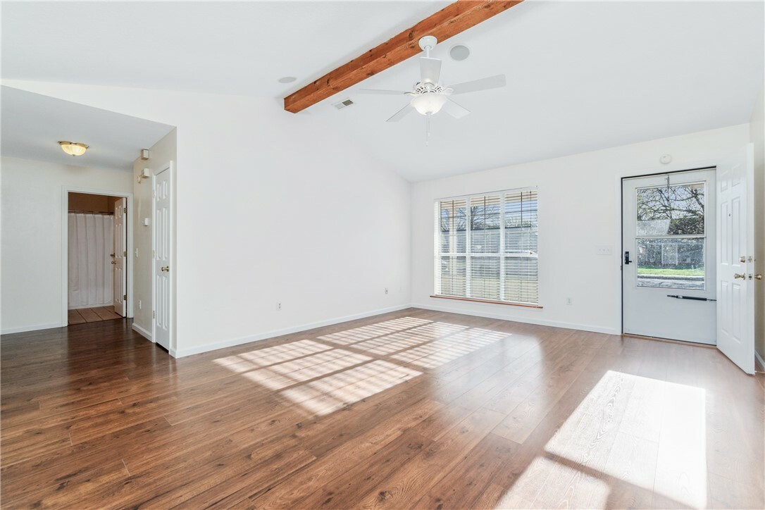 Property Photo: 1806 Sarah Lane AR 72762