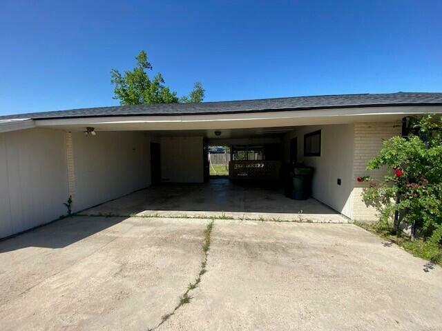 Property Photo: 2200 Barbe Ct LA 70601