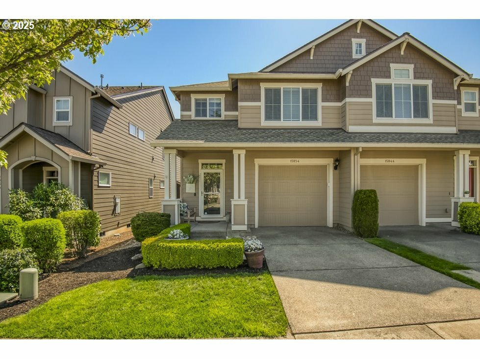 Property Photo: 15854 SE Swift Ct OR 97015