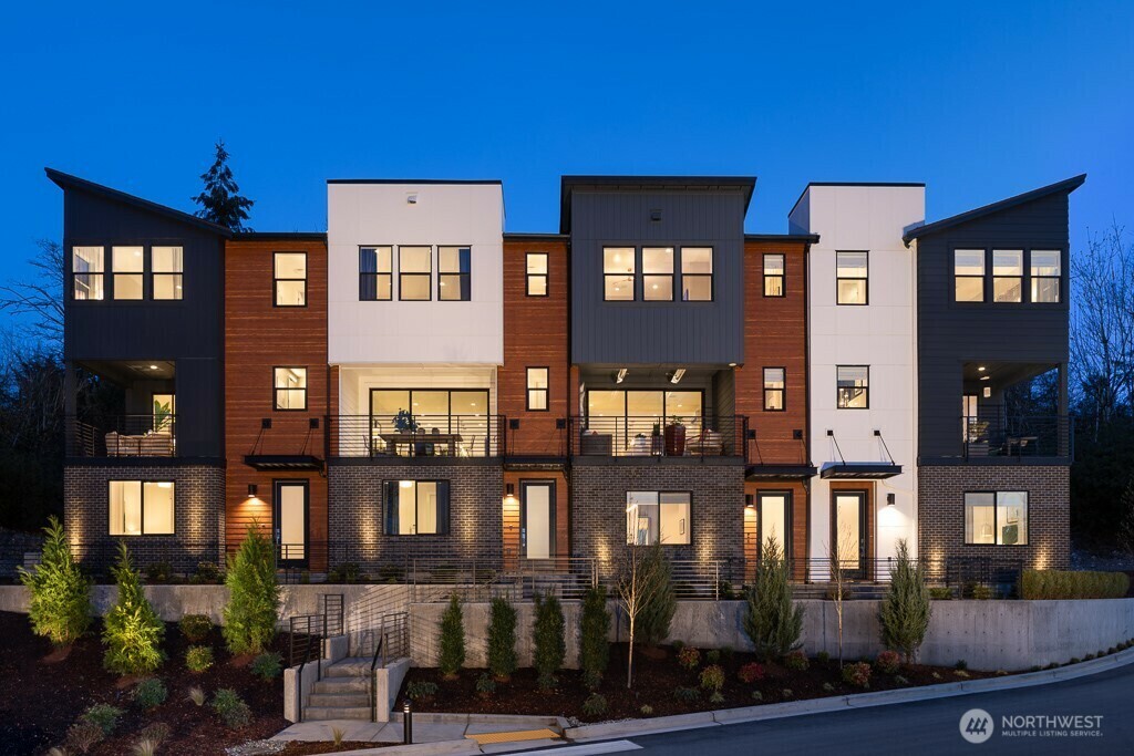 Property Photo: 10824 (Hs 78) 120th Lane NE C WA 98033