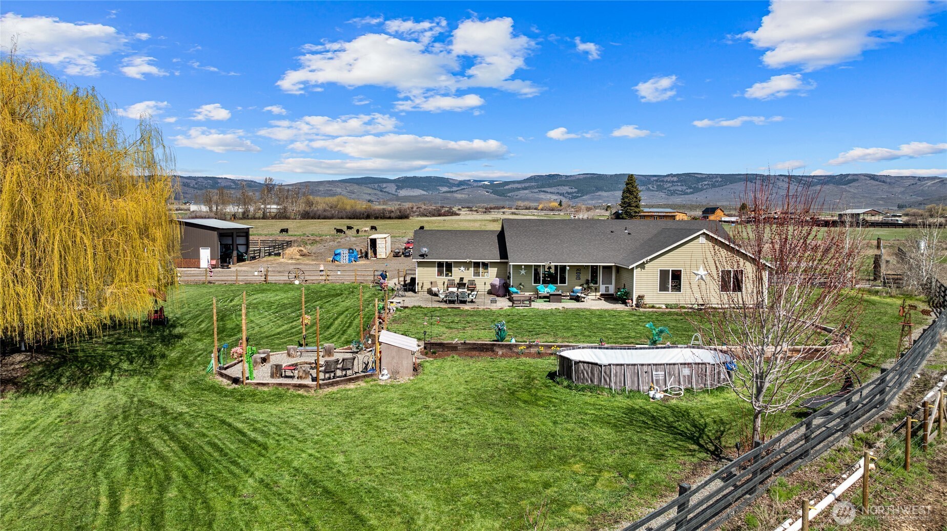 Property Photo: 10893 Brick Mill Road WA 98926