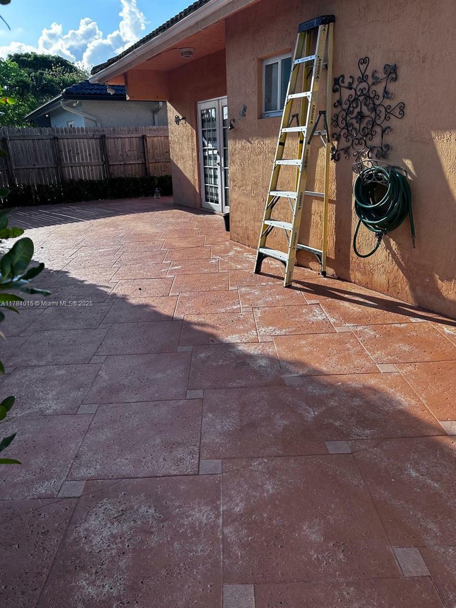 Property Photo: 7733 NW 200th St FL 33015