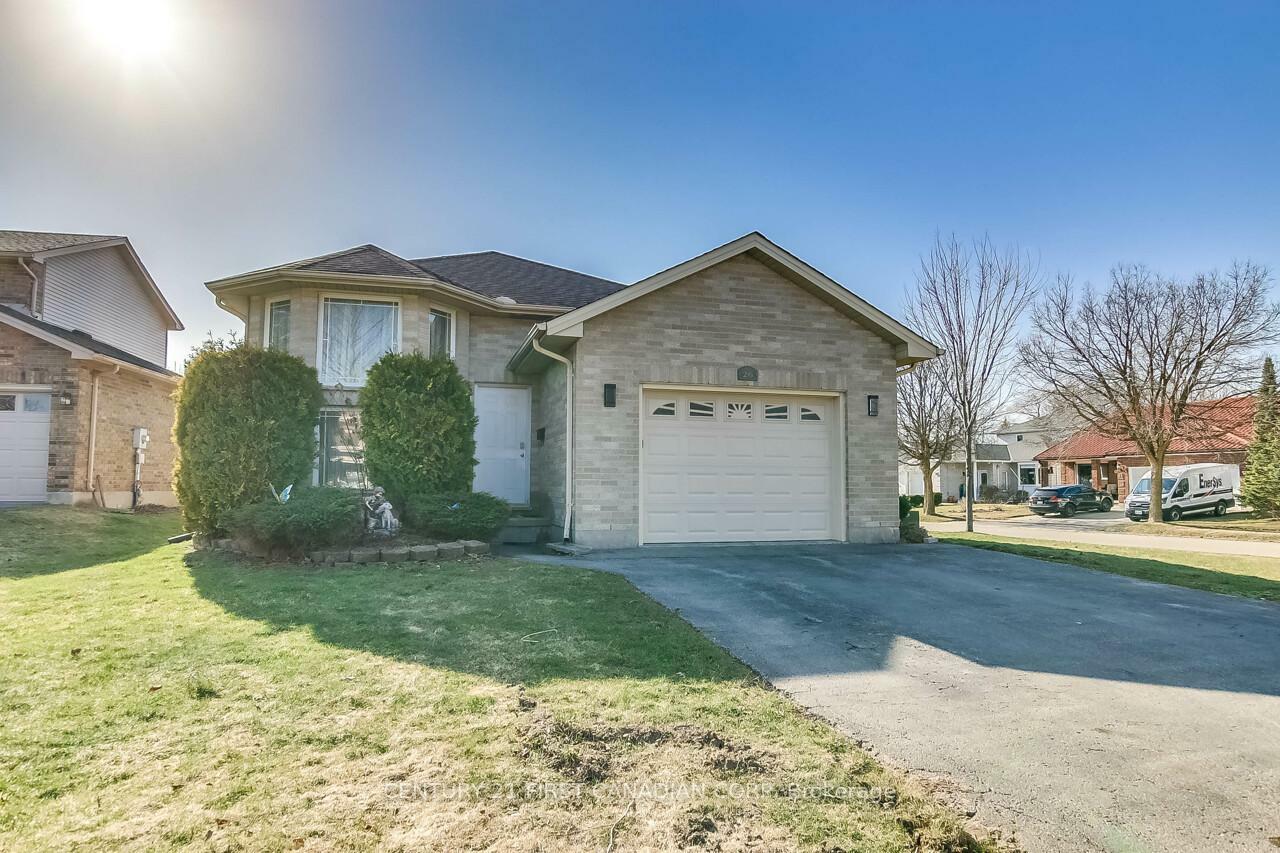 Property Photo: 26 Stoneycreek Place ON N5X 3X4
