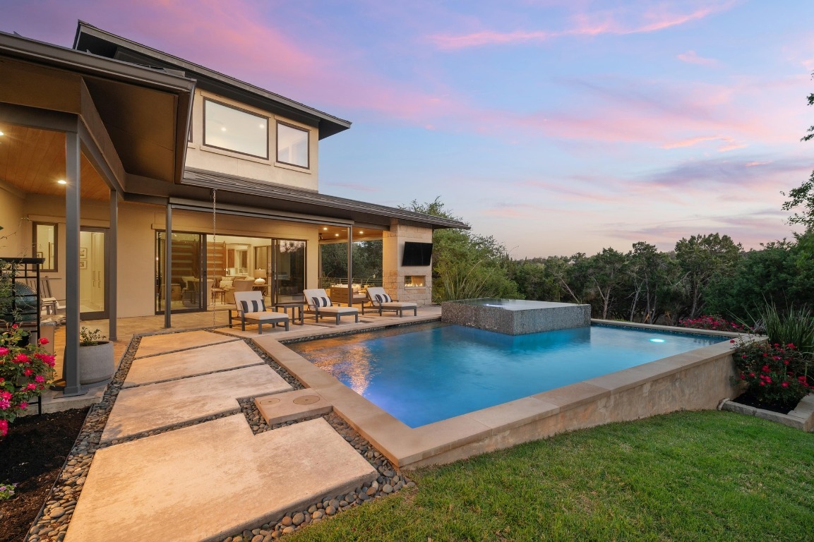 Property Photo: 1816 Knights Chance Lane TX 78669