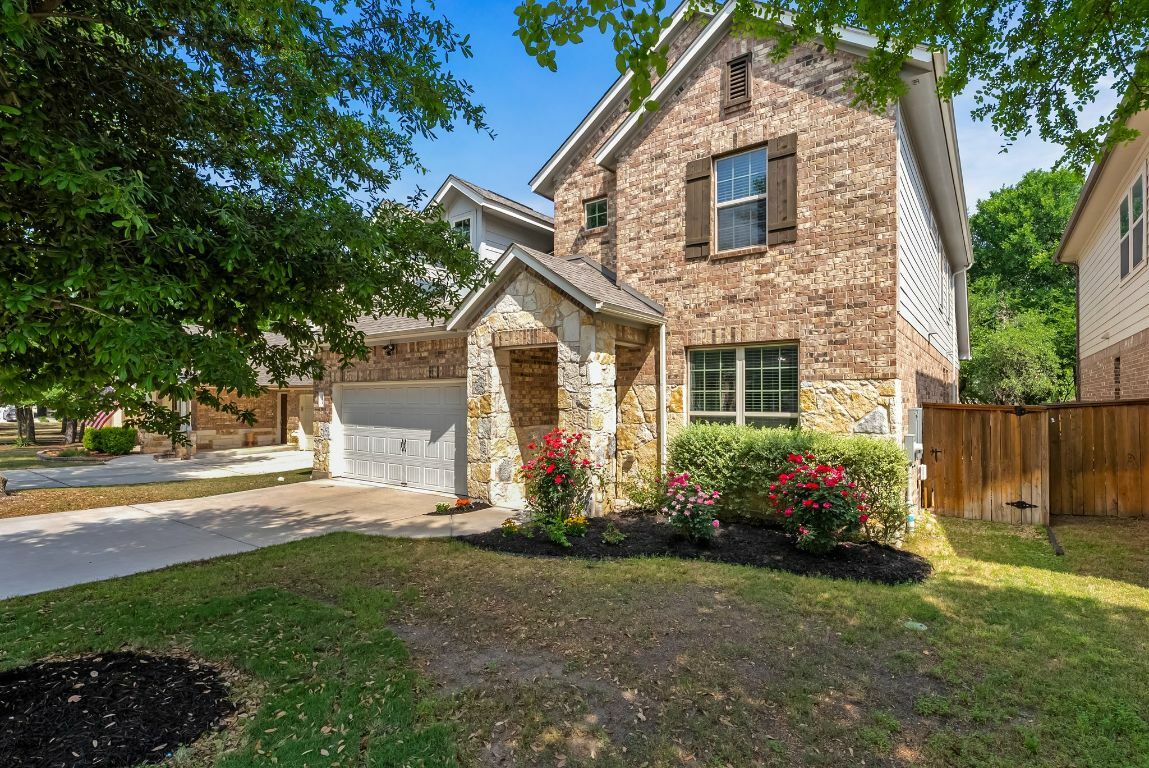 Property Photo: 188 Blushing Drive TX 78610