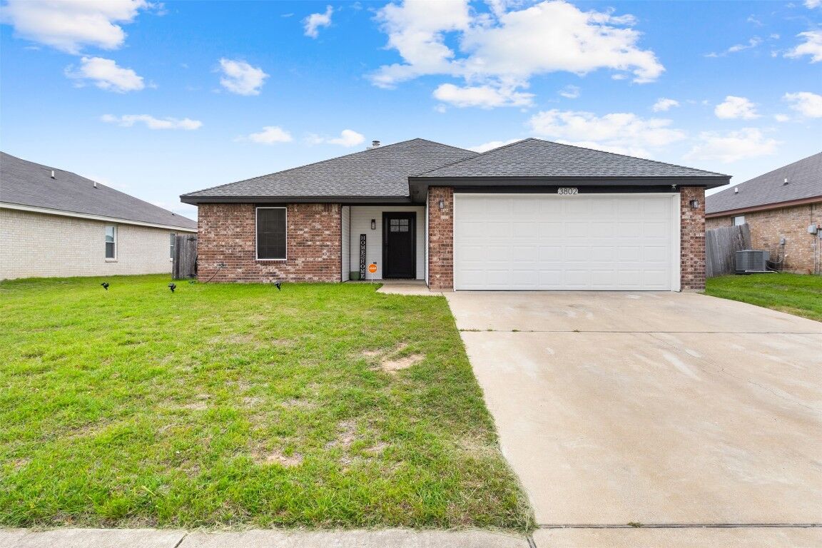 Property Photo: 3802 Joshua Taylor Drive TX 76549