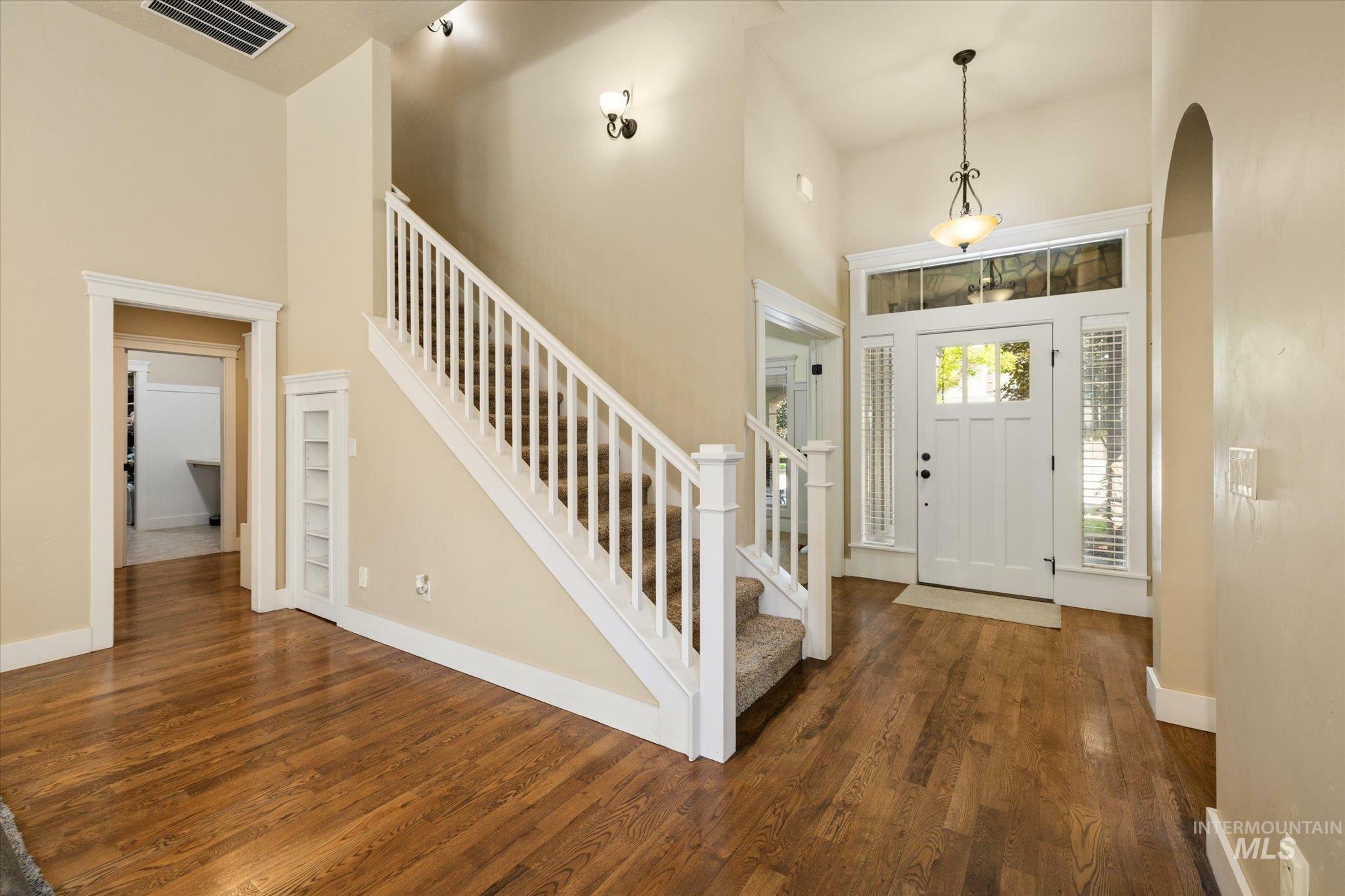 Property Photo: 705 E San Pedro Street ID 83646