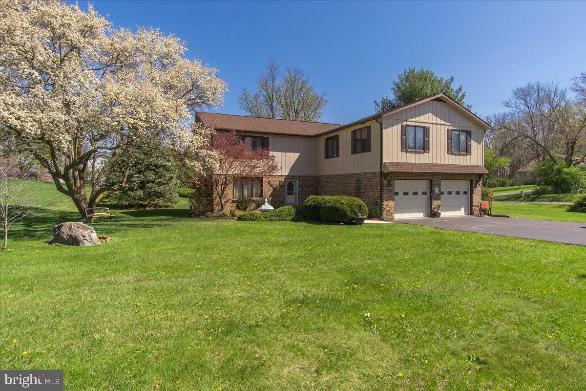 Property Photo: 20540 Bluebird Avenue MD 21742
