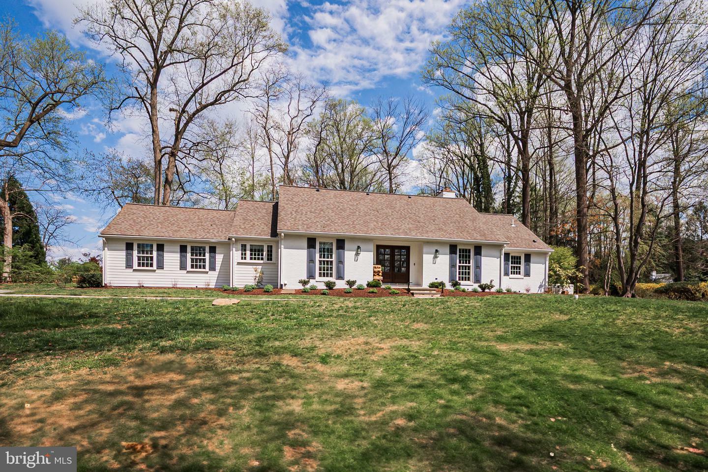 Property Photo: 312 Center Hill Road DE 19807
