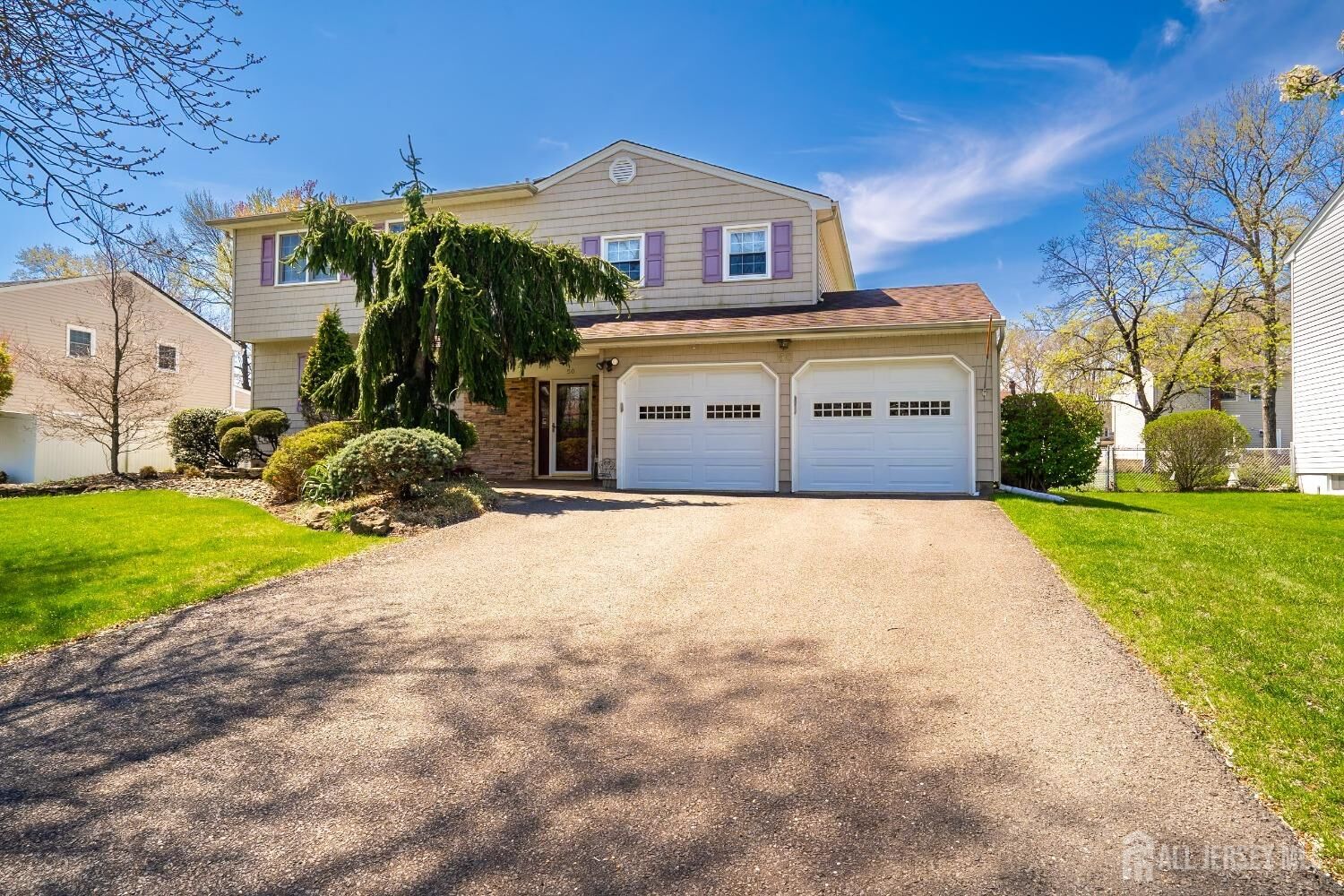 Property Photo:  50 Oakey Drive  NJ 08824 