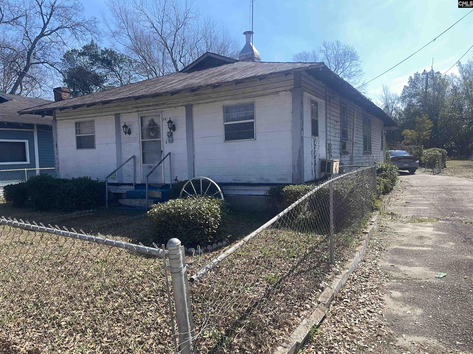 Property Photo: 306 Dingle SC 29150