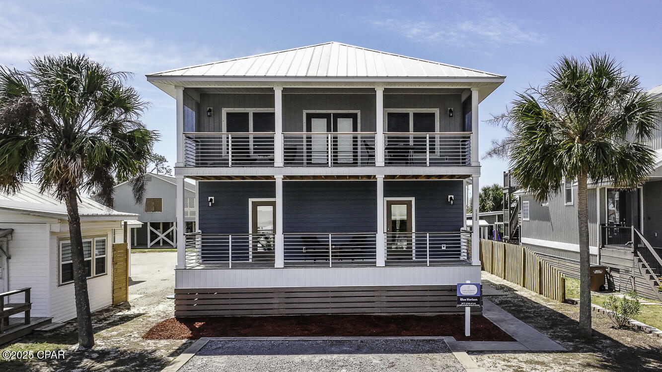 Property Photo: 132 Pine Street FL 32456