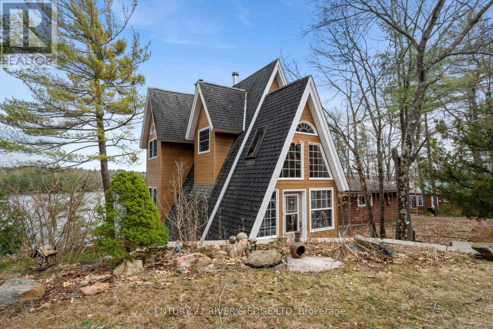 Property Photo: 931 Summer Lane ON K0E 1B0
