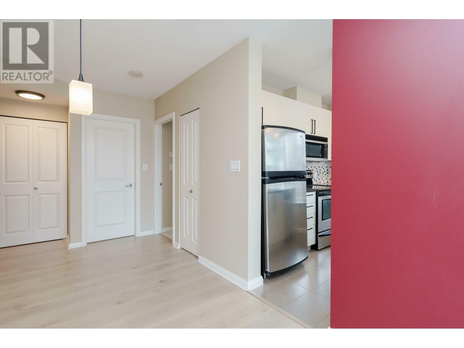 Property Photo:  888 Carnarvon Street 1008  BC V3M 0C6 