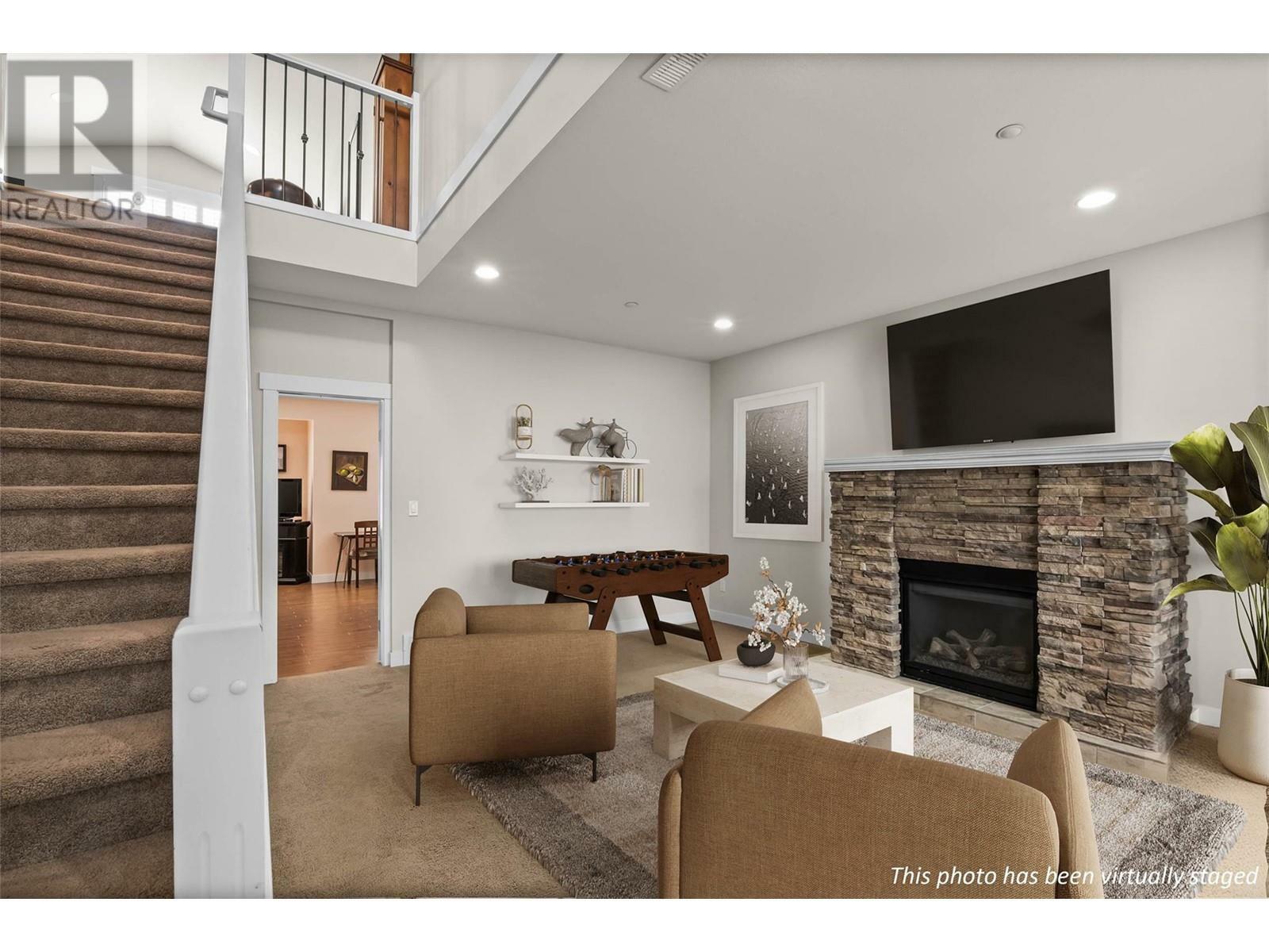Property Photo: 328 Badger Place BC V2C 0B2