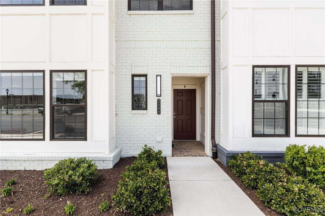 Property Photo: 2248 Libbie Lake West Street A VA 23230