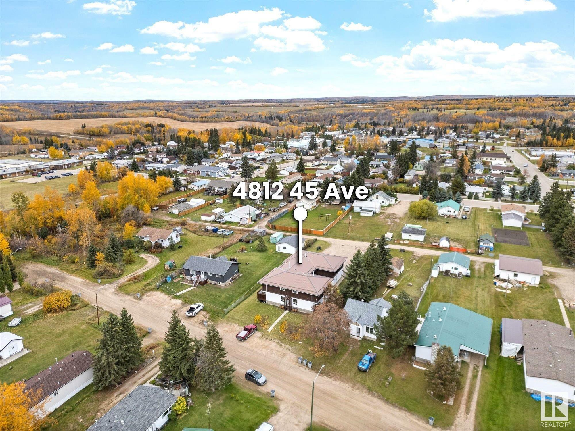 Property Photo: 4812 45 Avenue AB T0E 0T0