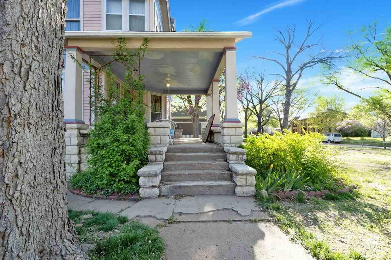 Property Photo: 428 Fremont Street KS 66502