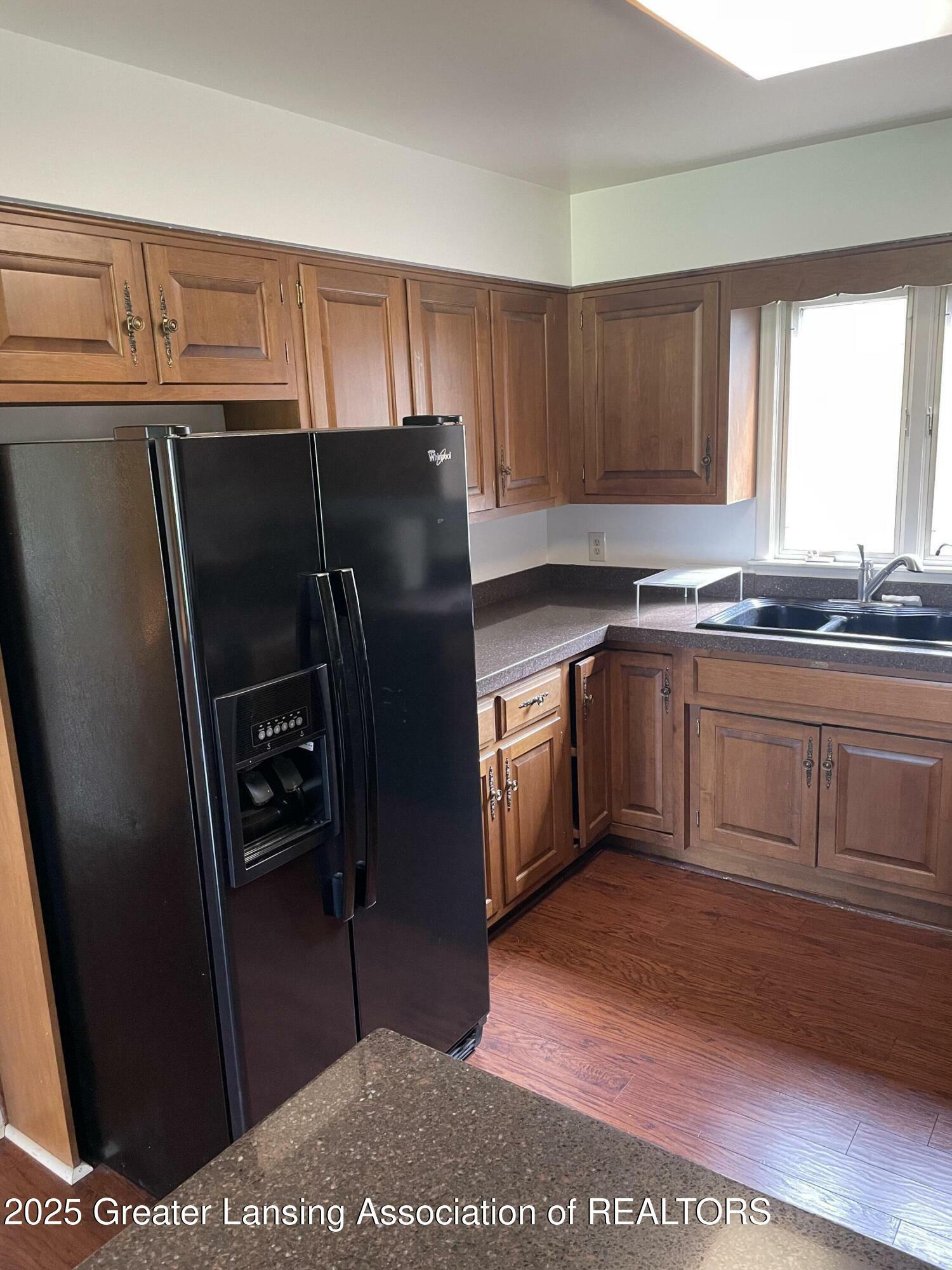 Property Photo: 515 N Putnam Street MI 48895