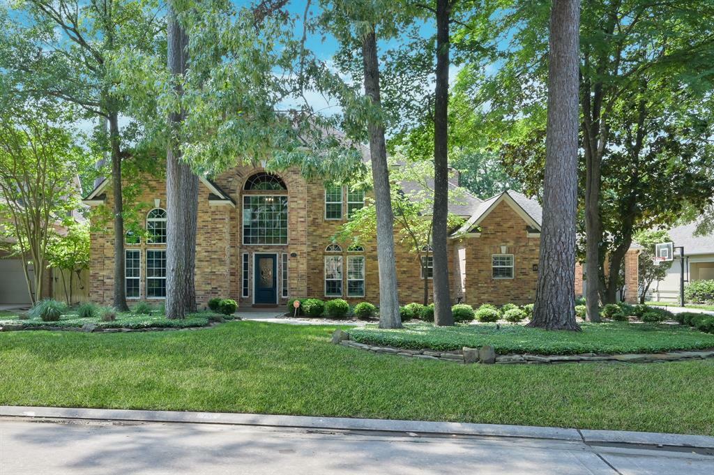 19 Stone Springs Circle  The Woodlands TX 77381 photo