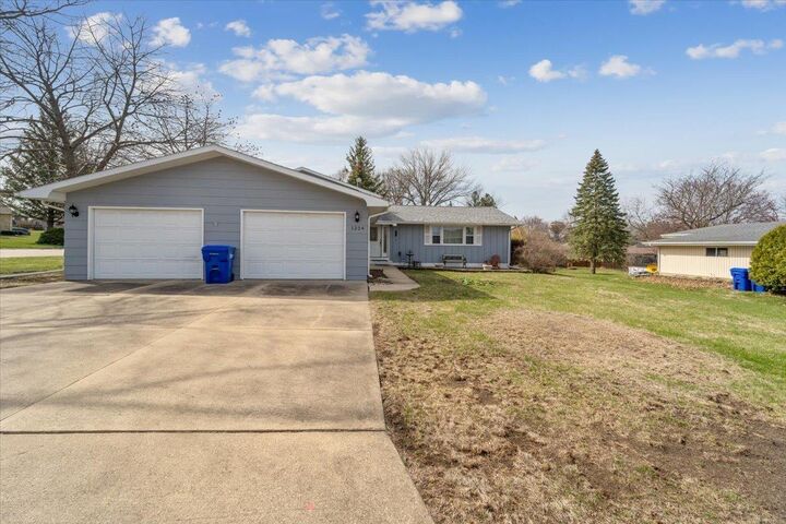 Property Photo: 1224 Elm Street IA 50662