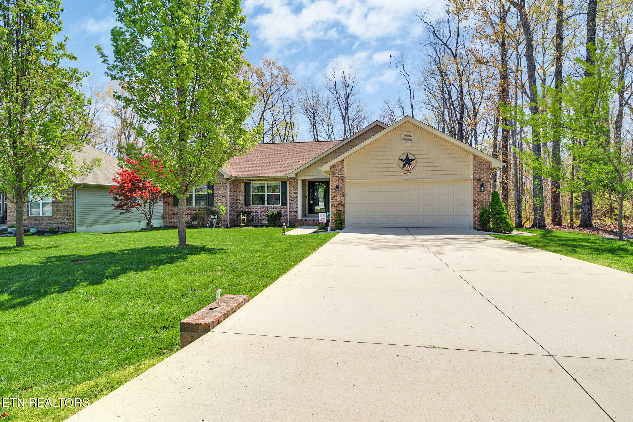 Property Photo: 662 St George Drive TN 38558