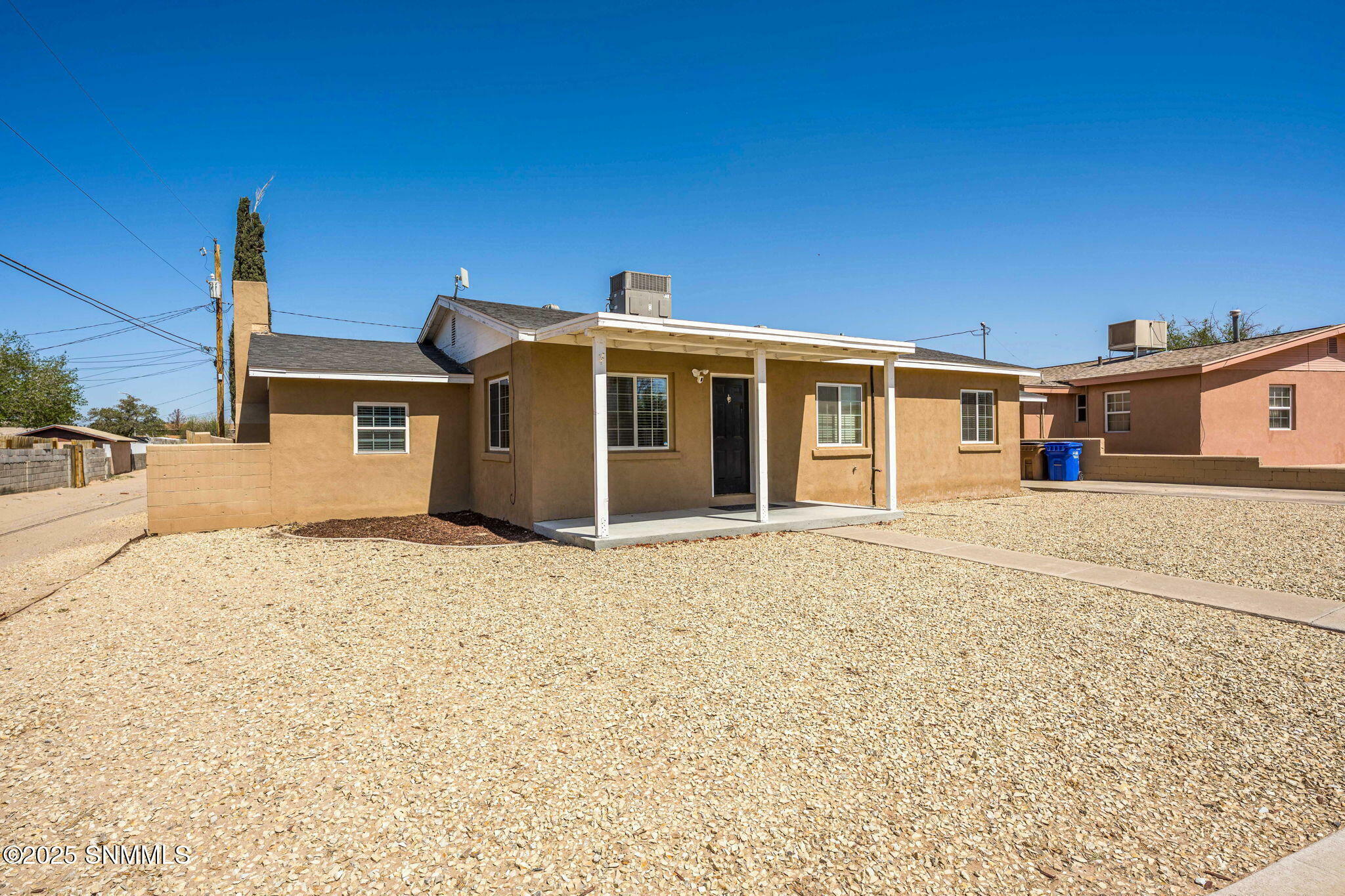 Property Photo: 1795 Alamo Street NM 88001