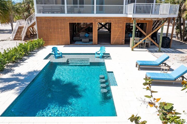 Property Photo:  32 Palm Drive  FL 33946 