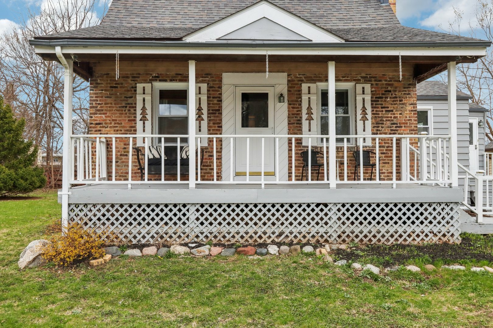 Property Photo: 197 6th Street IL 60090