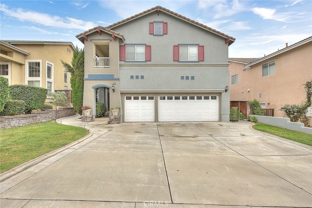Property Photo:  27645 Corte Del Sol  CA 92555 