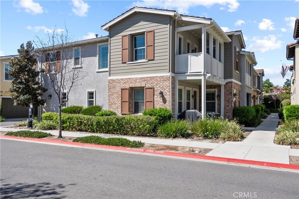 Property Photo:  200 Jaripol Circle  CA 92694 