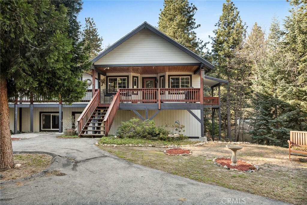 Property Photo: 32303 Capehorn Road CA 92382