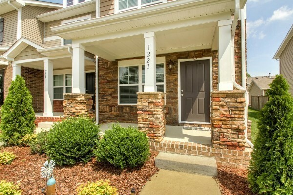 Property Photo: 1221 Riverbrook Dr TN 37076