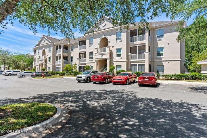 Property Photo: 8601 Beach Boulevard 905 FL 32216