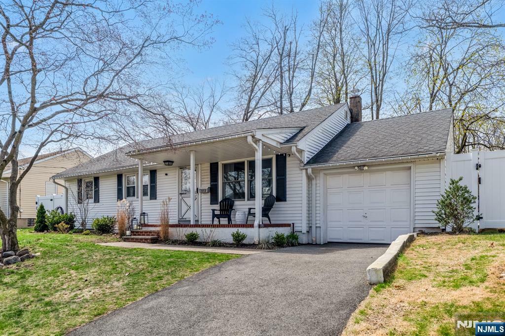 312 Calvin Street  Twp of Washington NJ 07676 photo