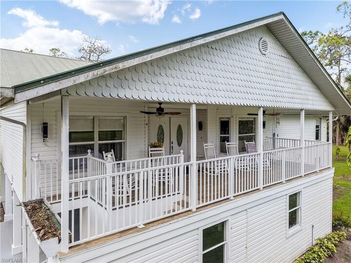 Property Photo:  2920 24th Ave SE  FL 34117 
