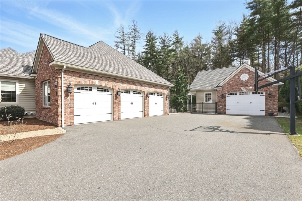 Property Photo:  19 Peachtree Road  MA 01028 
