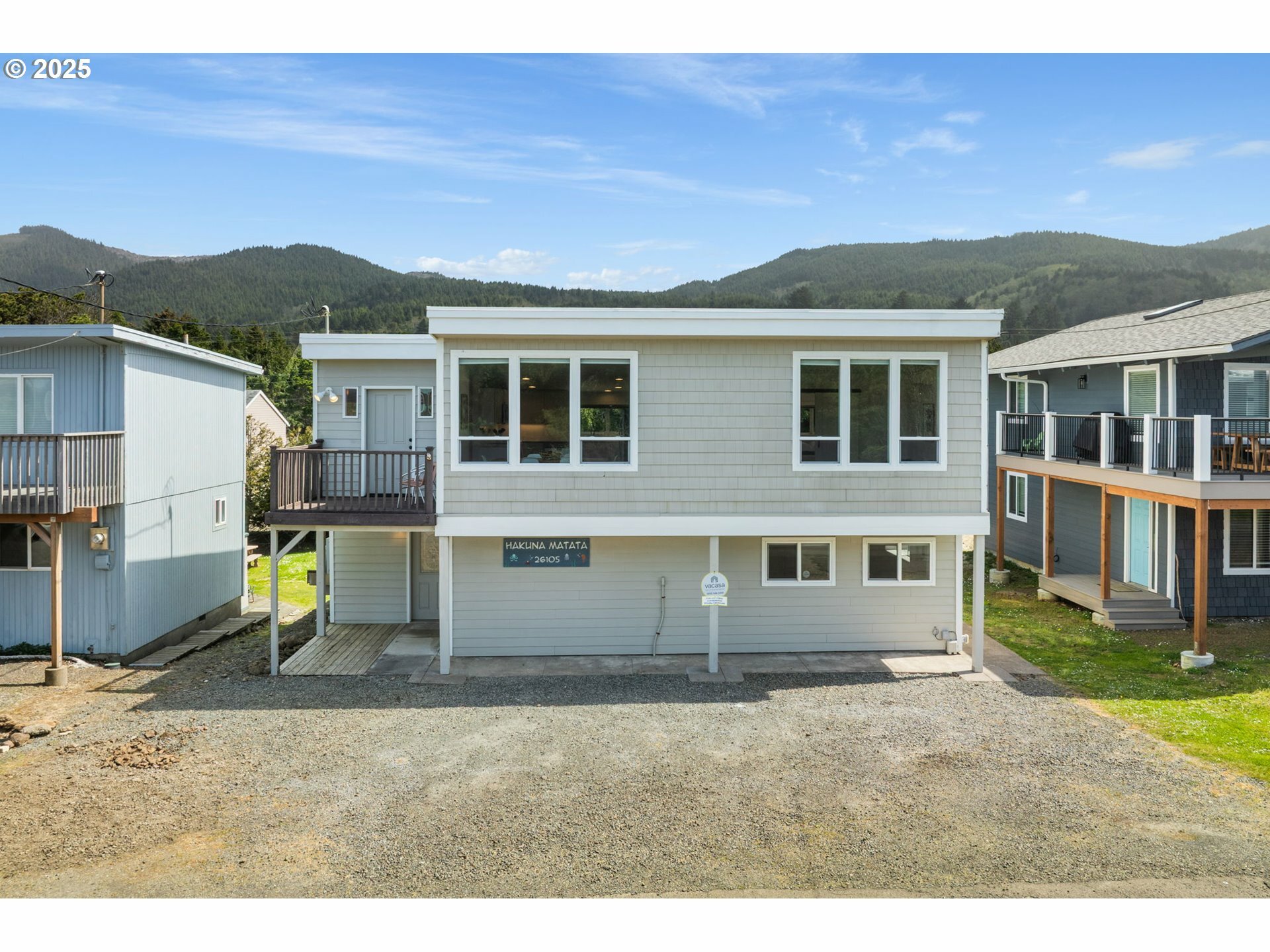 Property Photo: 26105 Beach Dr OR 97136