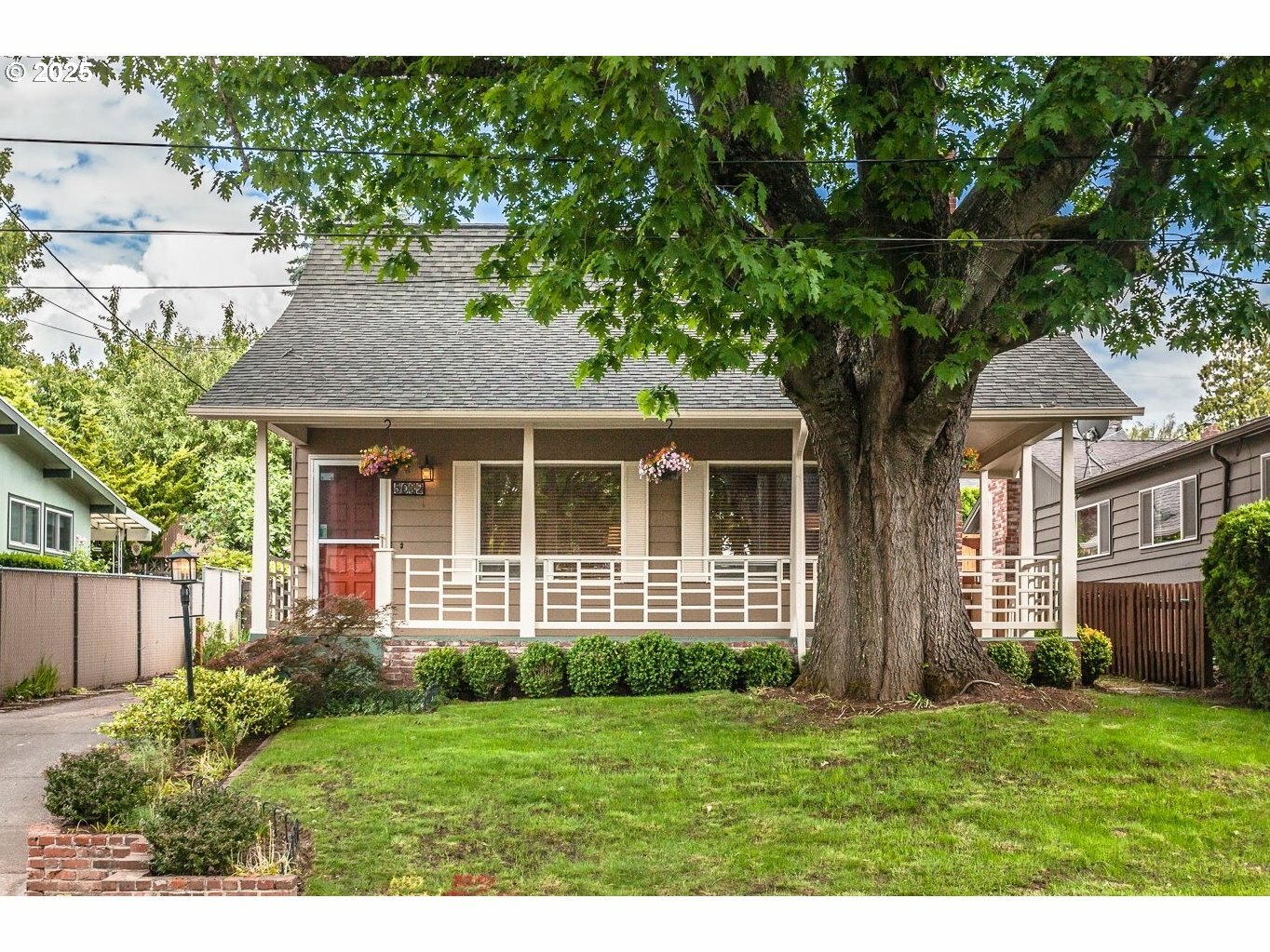 5032 SE 36th Pl  Portland OR 97202 photo