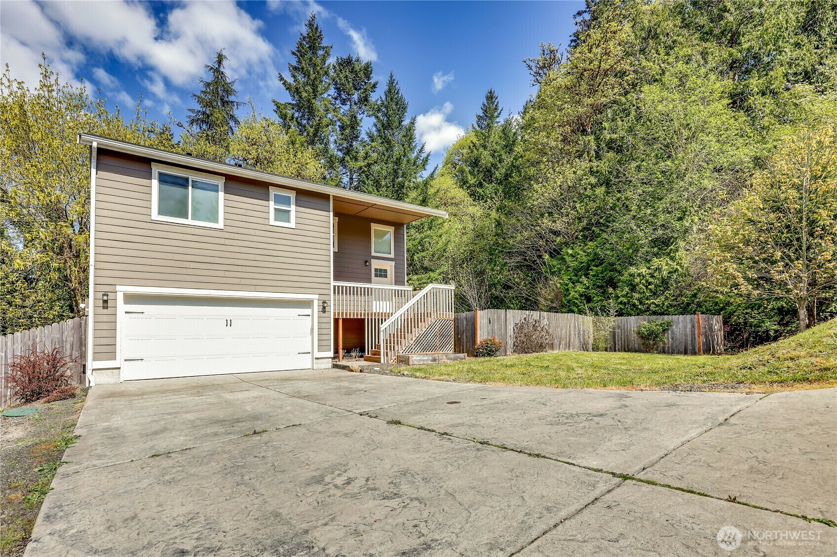 Property Photo: 30 E Nightingale Place WA 98528