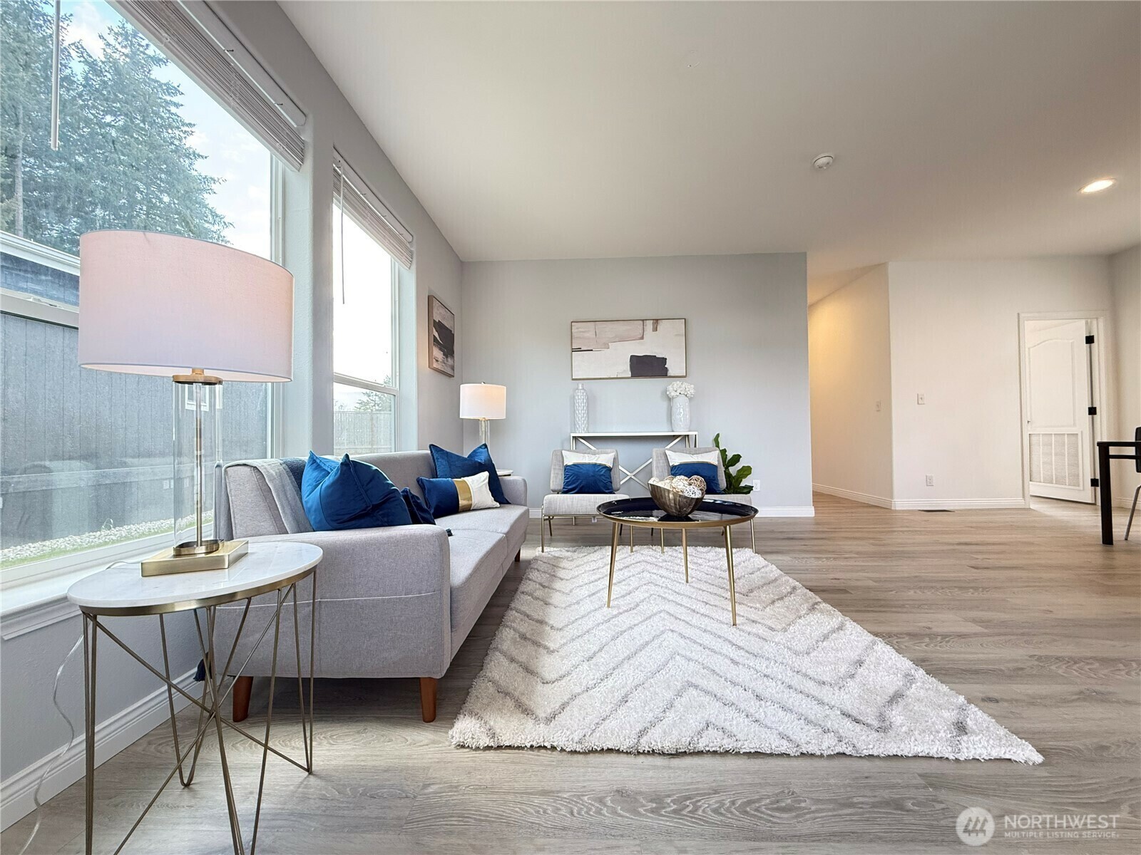 Property Photo: 12811 NE 192nd Lane WA 98011