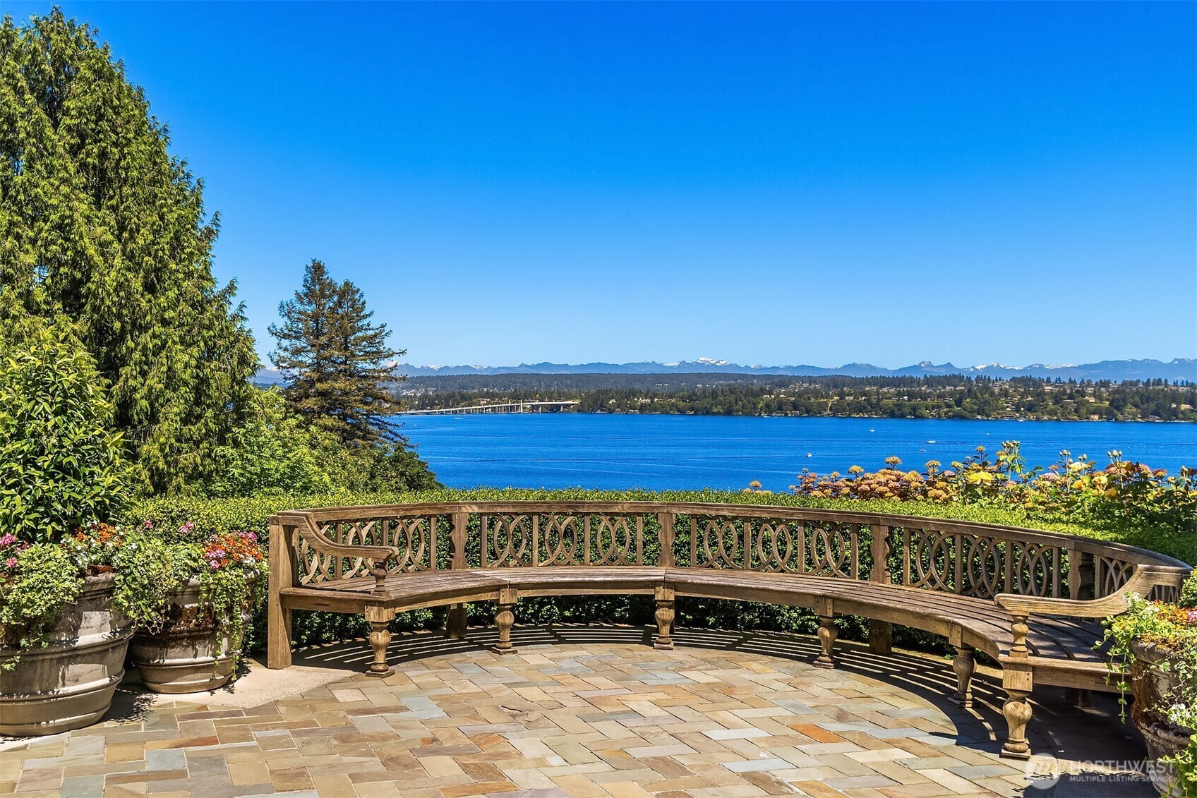 Property Photo: 530 36th Avenue E WA 98112